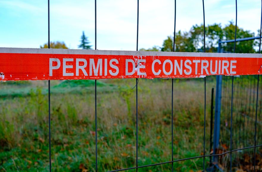 Permis de construire : une chute inédite des autorisations