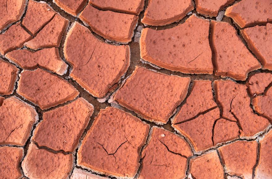 Retrait-gonflement des argiles : vers une accélération du phénomène en raison du dérèglement climatique ?